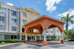 Отель Comfort Suites Sawgrass  Тамарак